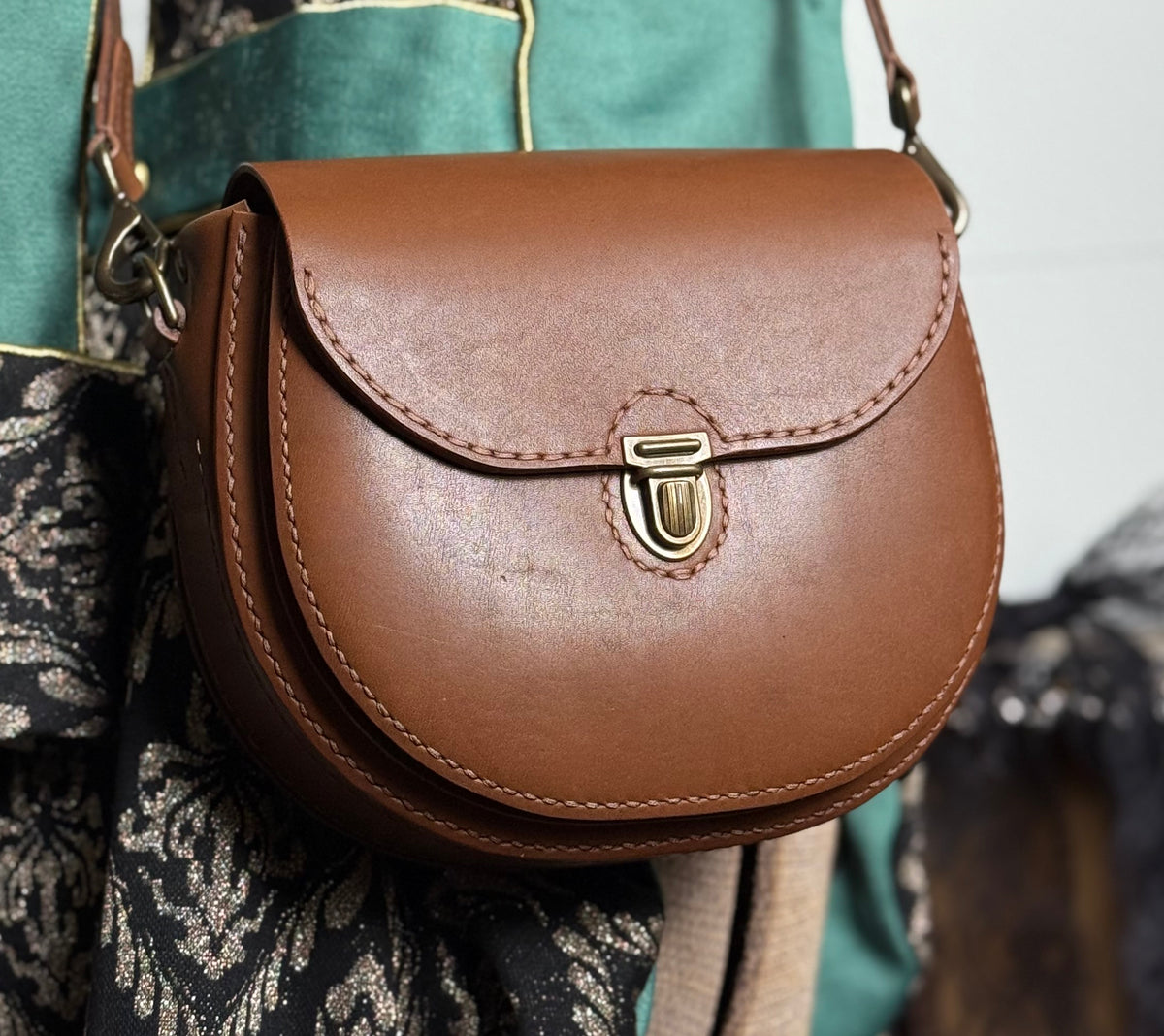 Handmade Chromexcel Leather Crossbody Purse