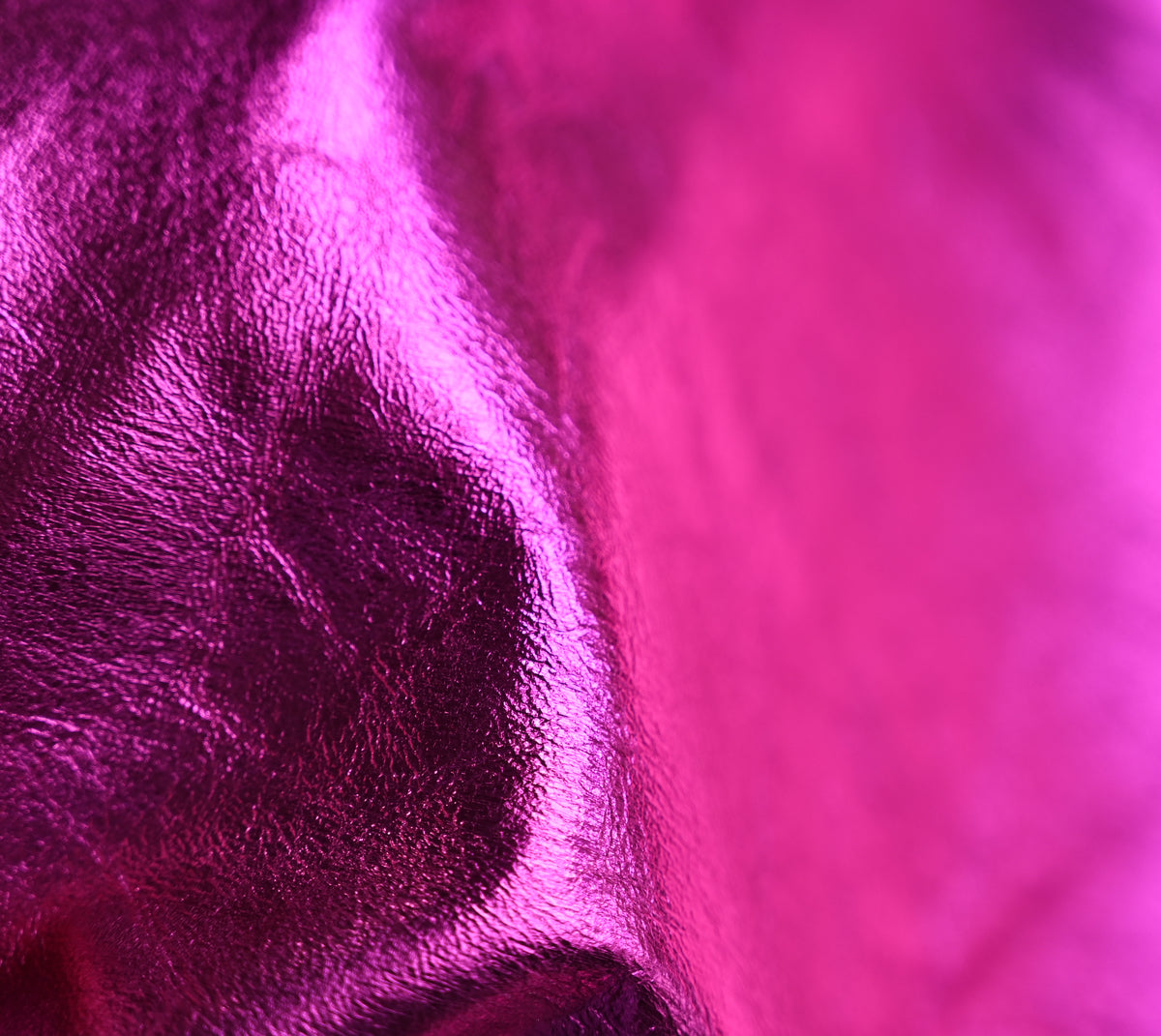 metallic_finish_leather