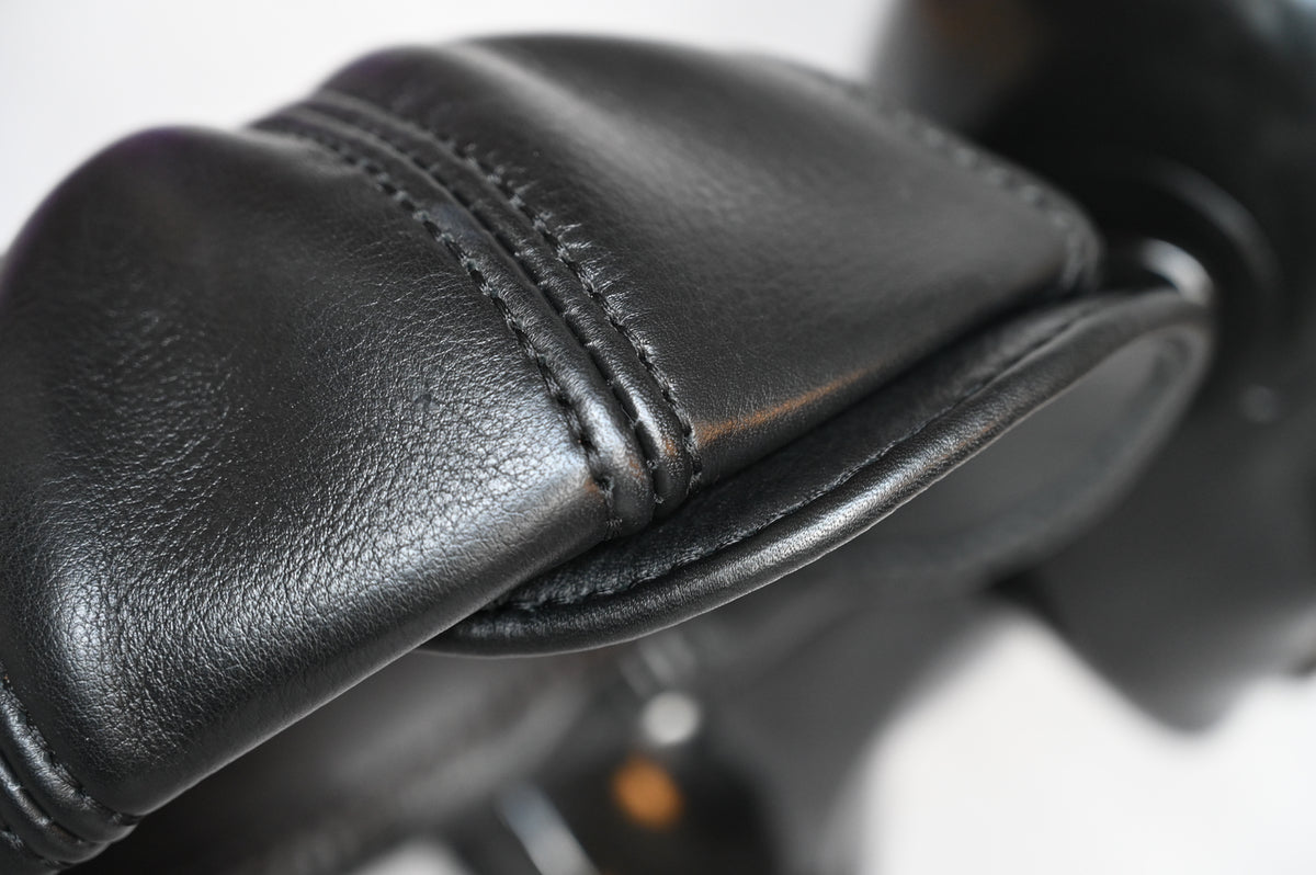 French-stitching-leather