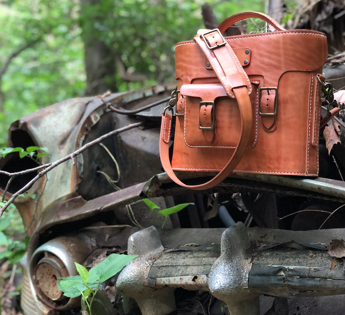 handmade-leather-case