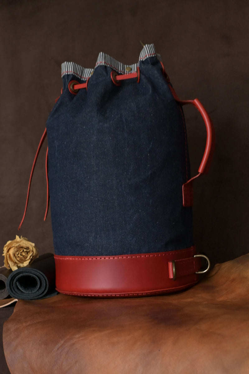 leather-duffle-waxed-canvas