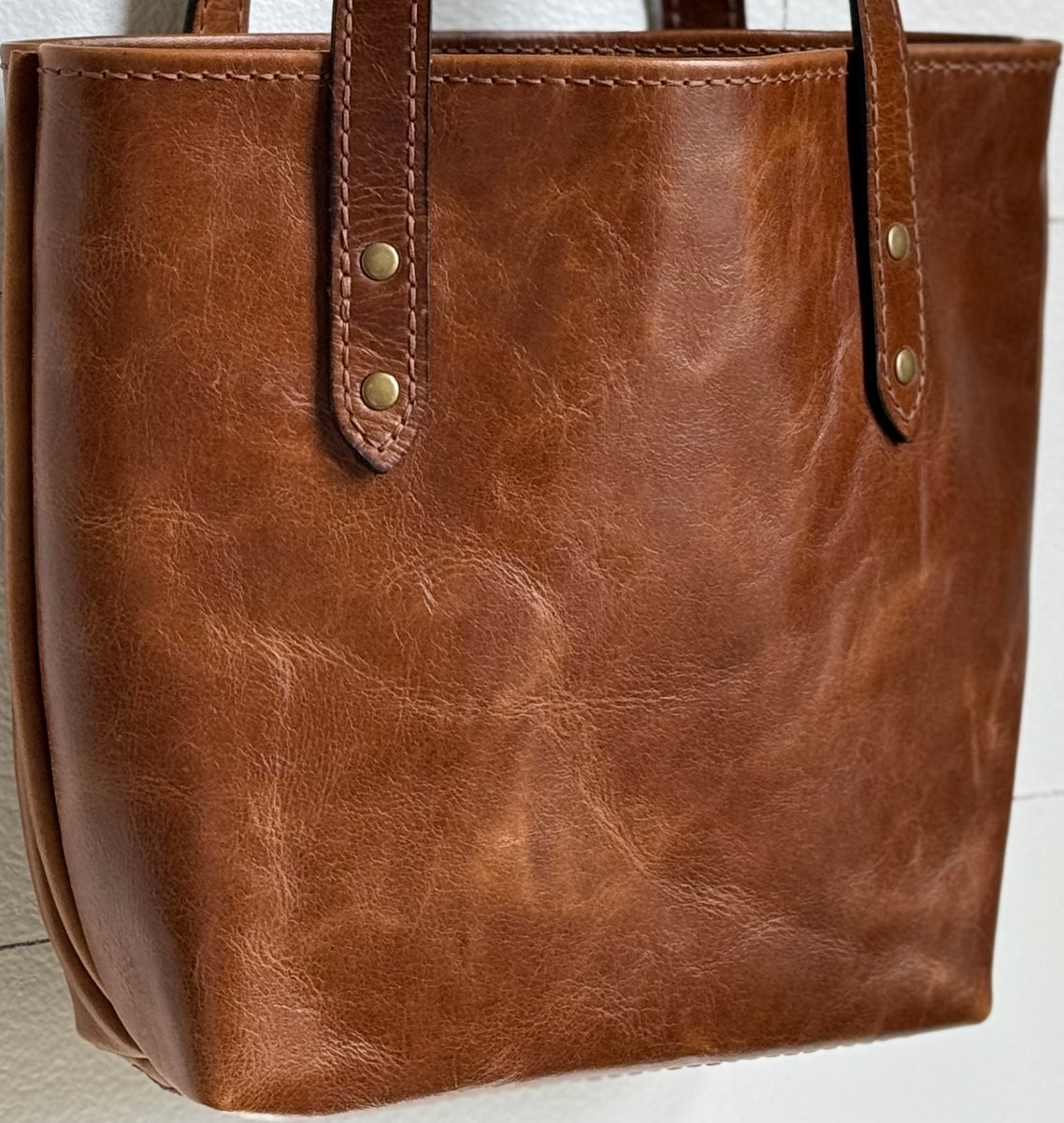 Tote Bag - Small Aniline Leather Carry