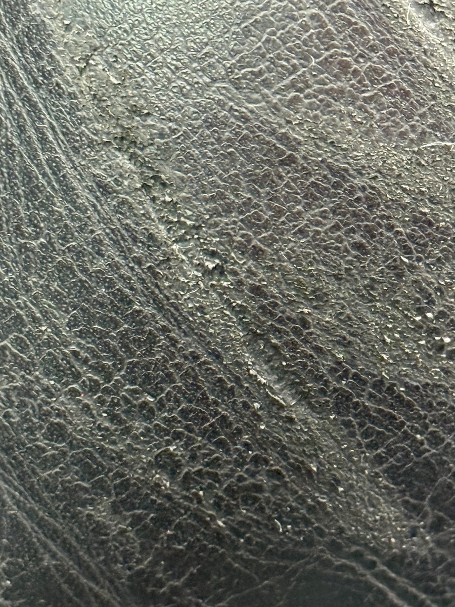 peeling-flacking-leather